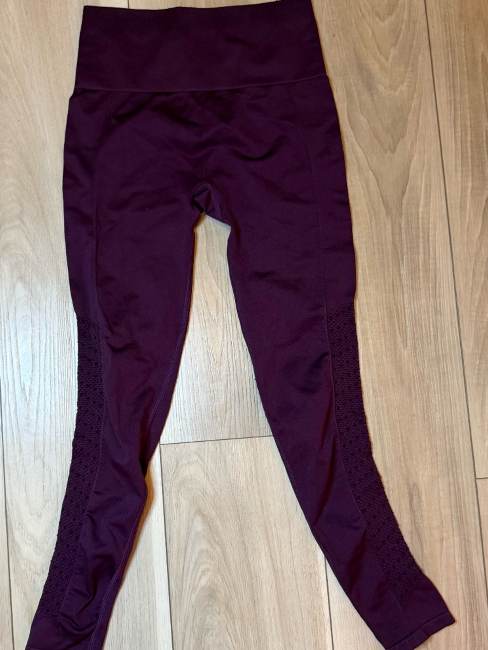Fabletics Plum High Waisted Leggings Size Small (No Tag)